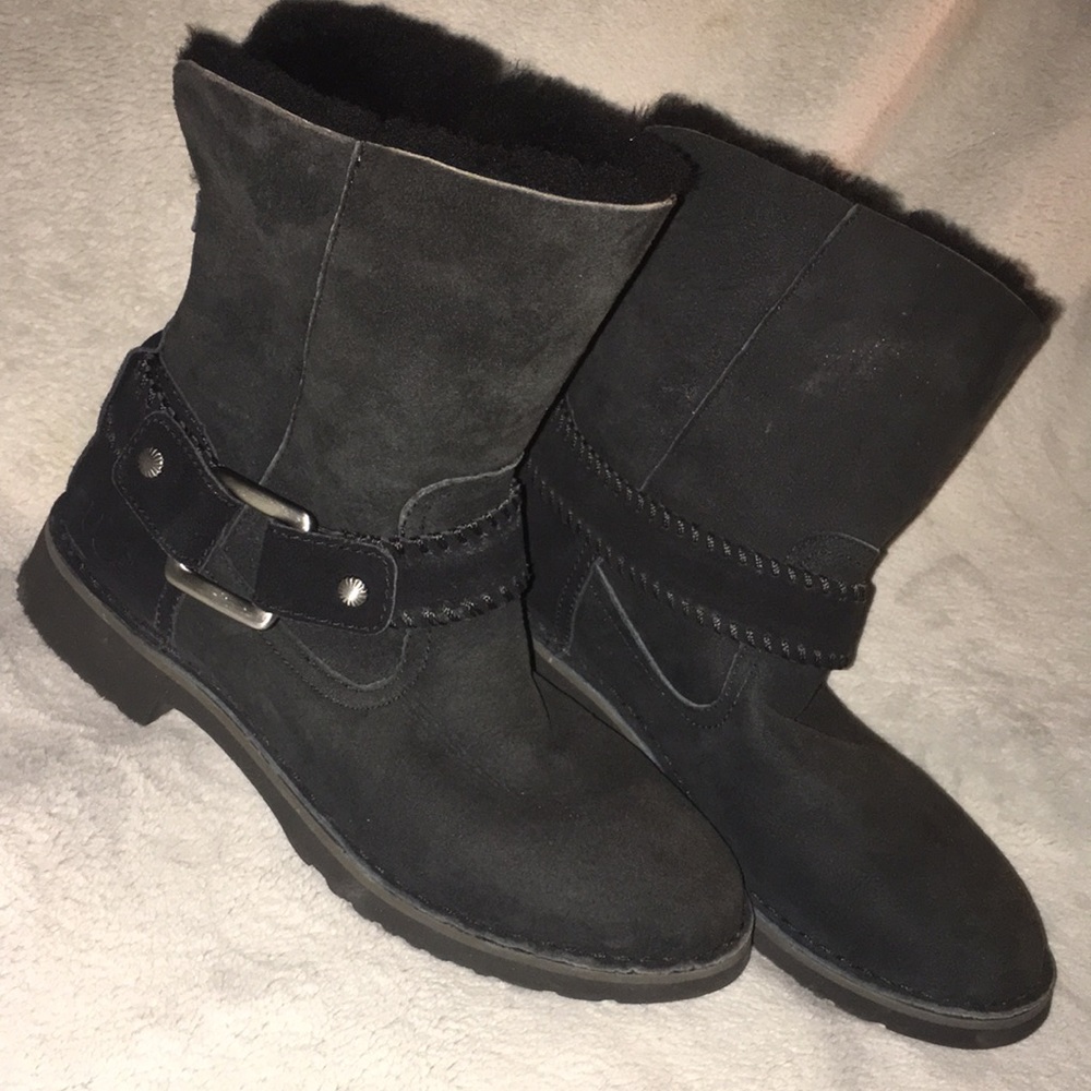Ugg low black biker boots